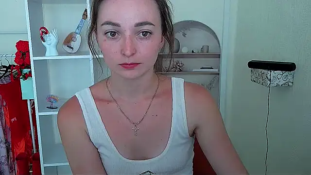  Barbie Kiss  online show from 26, 6, 2026