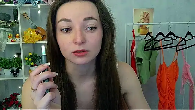  Barbie Kiss  online show from 25, 3, 2026