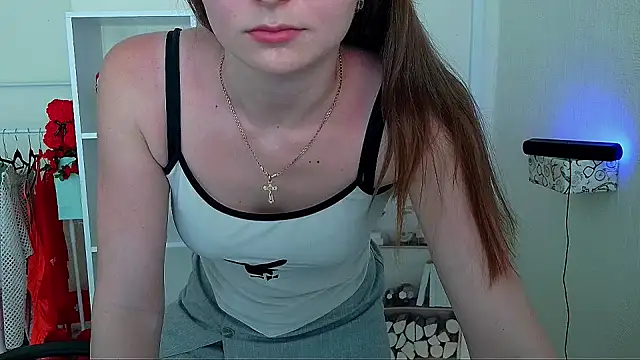 Barbie Kiss  online show from 9, 6, 2026