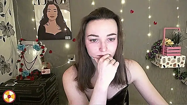  Barbie Kiss  online show from 25, 2, 2025