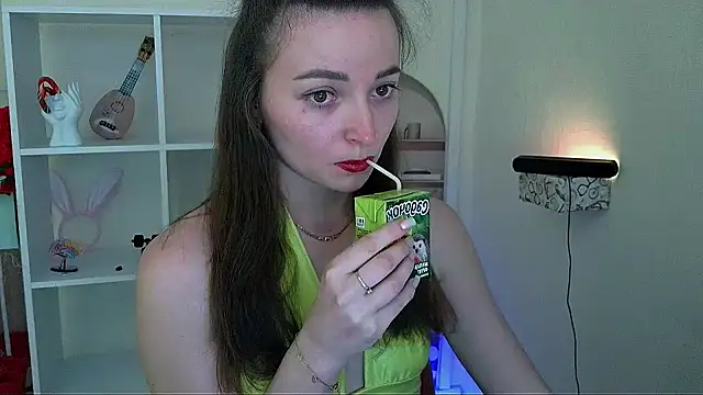 Snapshot of _Barbie_Kiss_ chatting on 25, 5, 2026 Barbie Kiss online show from 25, 5, 2026