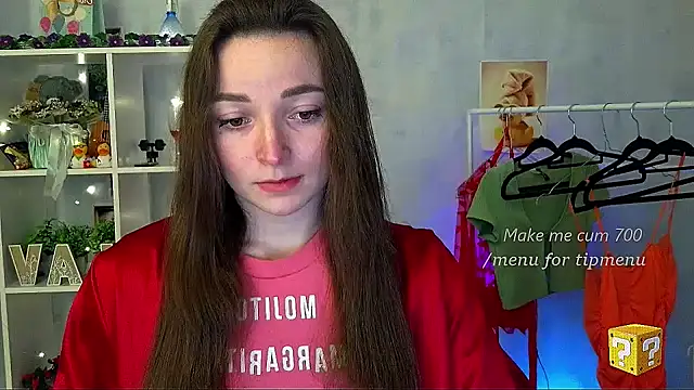  Barbie Kiss  online show from 12, 4, 2026