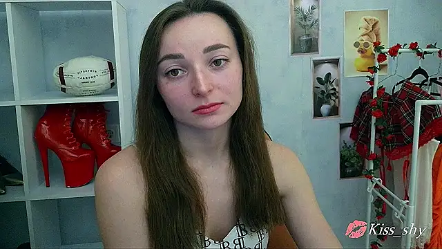  Barbie Kiss  online show from 11, 1, 2026