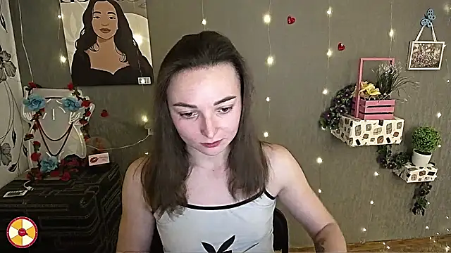  Barbie Kiss  online show from 17, 2, 2025