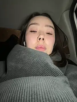 Asian Asami online show from 25, 1, 2025