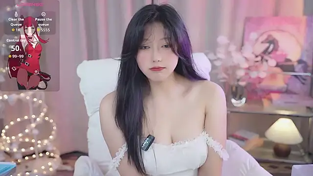Snapshot of YINGTao-168 chatting on 24, 9, 2025 YINGTao-168 online show from 24, 9, 2025