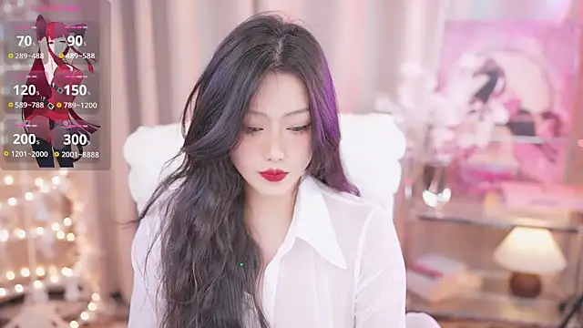Snapshot of YINGTao-168 chatting on 3, 3, 2025 YINGTao-168 online show from 3, 3, 2025