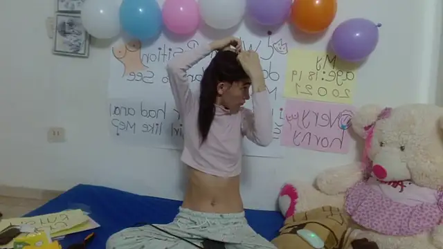 SexyTokio4 online show from 8, 2, 2025