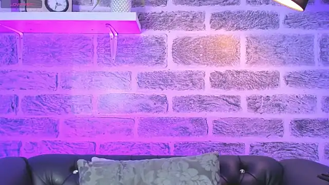 Snapshot of noah_ricci chatting on 18, 11, 2025 noah ricci online show from 18, 11, 2025