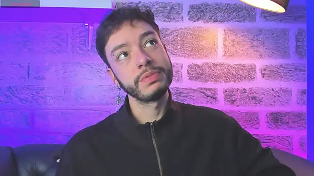 Snapshot of noah_ricci chatting on 17, 11, 2025 noah ricci online show from 17, 11, 2025