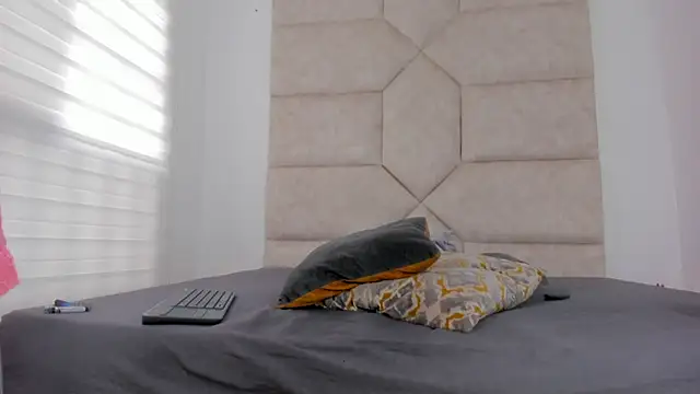 Hanna lens online show from 23, 11, 2025