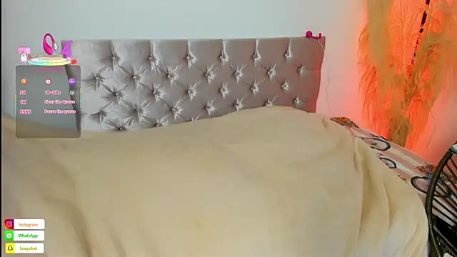 Snapshot of alanavega11 chatting on 31, 10, 2025 alanavega11 online show from 31, 10, 2025