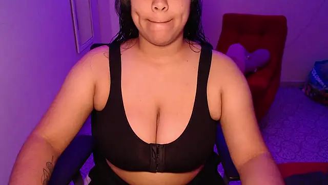 VenussTits97 online show from 20, 12, 2025