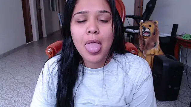 VenussTits97 online show from 28, 6, 2026