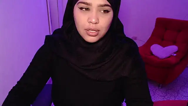 Snapshot of VenussTits97 chatting on 3, 12, 2025 VenussTits97 online show from 3, 12, 2025