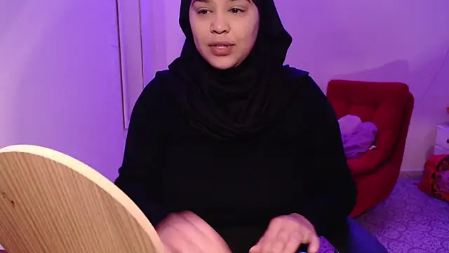 VenussTits97 online show from 4, 2, 2026