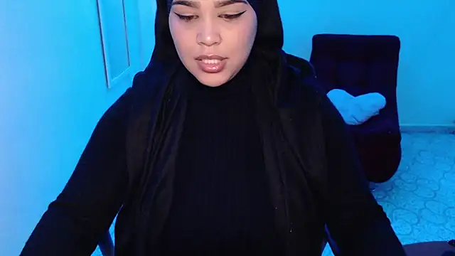 Snapshot of VenussTits97 chatting on 14, 10, 2025 VenussTits97 online show from 14, 10, 2025