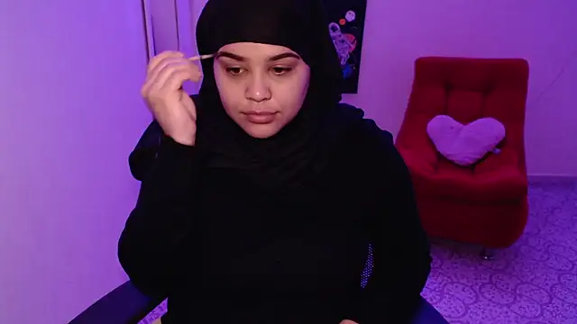 Snapshot of VenussTits97 chatting on 28, 10, 2025 VenussTits97 online show from 28, 10, 2025