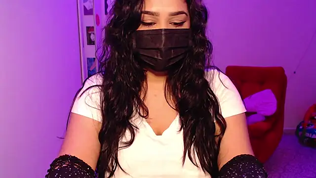 VenussTits97 online show from 13, 7, 2026
