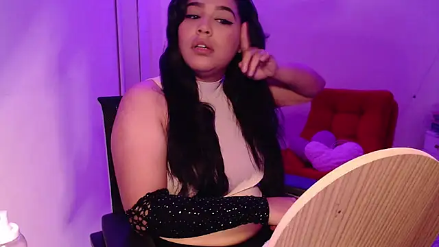 VenussTits97 online show from 17, 5, 2026