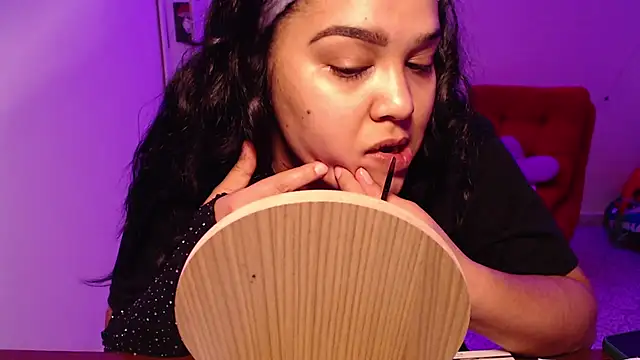 VenussTits97 online show from 8, 7, 2026