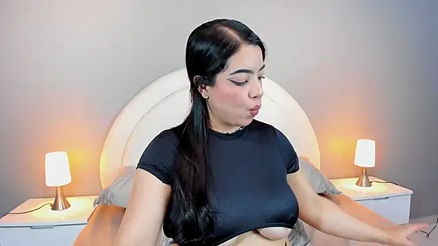 Eva bigboobs online show from 17, 10, 2025