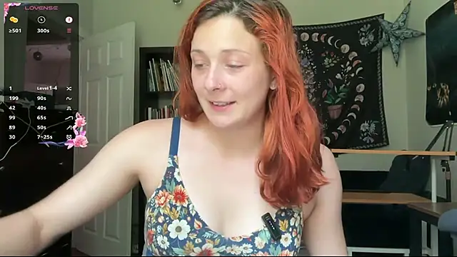 Snapshot of Aria_Fields chatting on 1, 6, 2026 Aria Fields online show from 1, 6, 2026