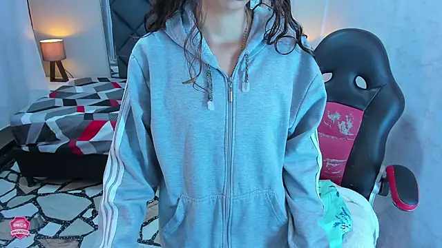 Alicee petite online show from 17, 1, 2025