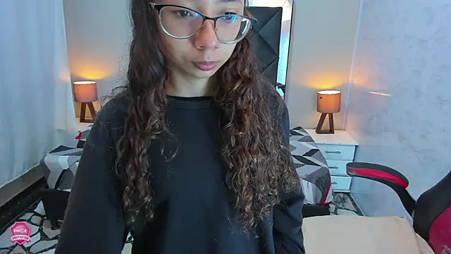 Alicee petite online show from 21, 1, 2025