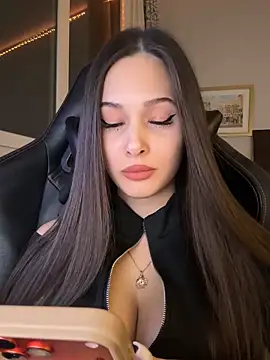 Snapshot of EricaWalls chatting on 11, 2, 2026 EricaWalls online show from 11, 2, 2026