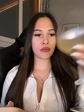 Snapshot of EricaWalls chatting on 21, 3, 2026 EricaWalls online show from 21, 3, 2026