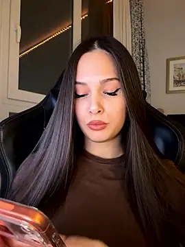 Snapshot of EricaWalls chatting on 11, 1, 2026 EricaWalls online show from 11, 1, 2026