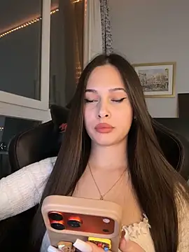 Snapshot of EricaWalls chatting on 16, 3, 2026 EricaWalls online show from 16, 3, 2026