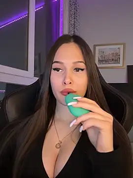 Snapshot of EricaWalls chatting on 25, 3, 2026 EricaWalls online show from 25, 3, 2026