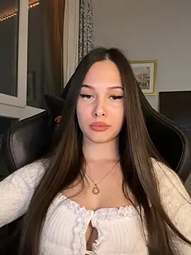 Snapshot of EricaWalls chatting on 12, 3, 2026 EricaWalls online show from 12, 3, 2026