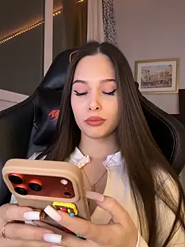 Snapshot of EricaWalls chatting on 9, 2, 2026 EricaWalls online show from 9, 2, 2026