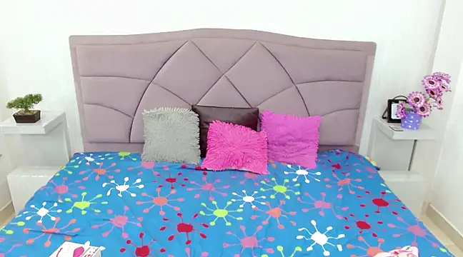 michell madisonn online show from 18, 2, 2025