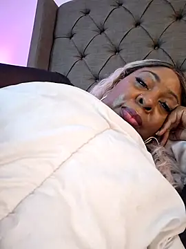 Snapshot of XXXLollipopsJuicy chatting on 5, 10, 2025 XXXLollipopsJuicy online show from 5, 10, 2025