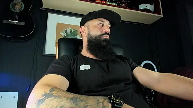 axxelrich  online show from 27, 1, 2025