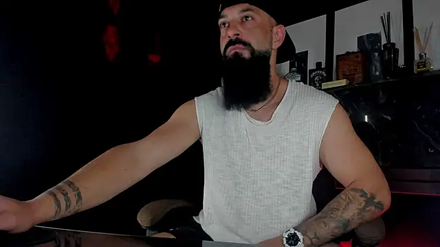 axxelrich  online show from 13, 10, 2025