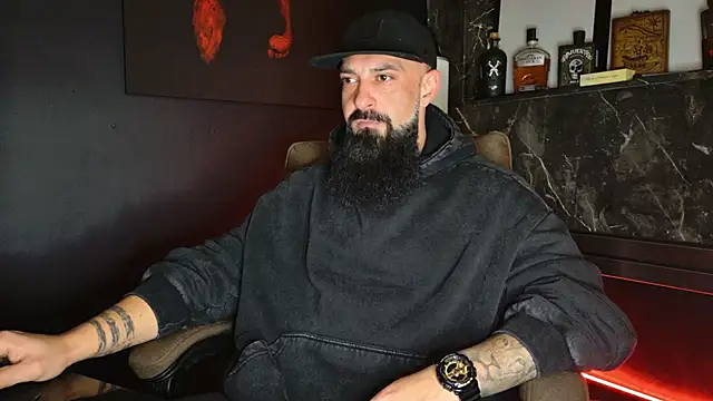 axxelrich  online show from 1, 12, 2025