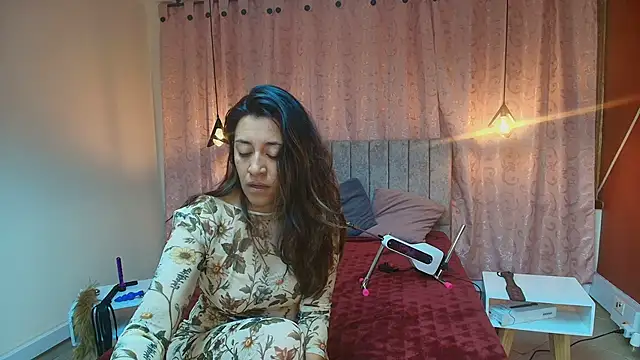 VioletaScott  online show from 30, 11, 2025