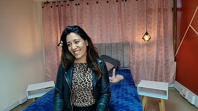 VioletaScott  online show from 20, 10, 2025