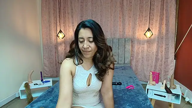 VioletaScott  online show from 15, 11, 2025