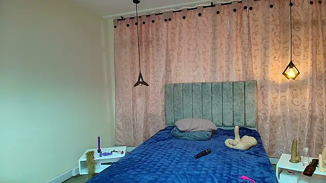 VioletaScott  online show from 23, 10, 2025