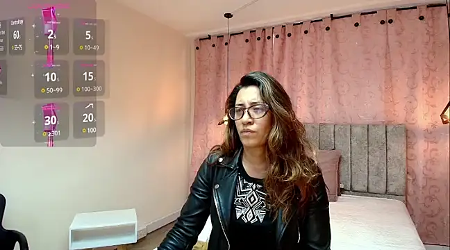 VioletaScott  online show from 25, 2, 2025