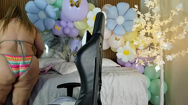 Danna topless online show from 30, 3, 2026