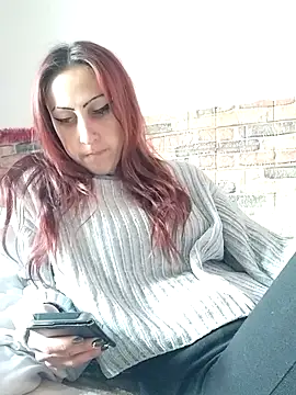 Snapshot of kriszy_baby chatting on 19, 12, 2025 kriszy baby online show from 19, 12, 2025