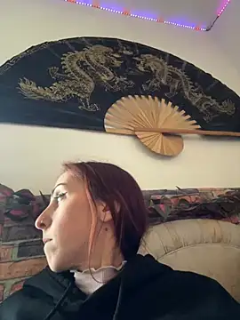 kriszy baby online show from 20, 3, 2025