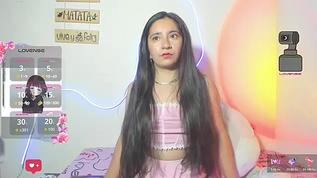 Snapshot of litle_mily_ chatting on 1, 10, 2025 litle mily online show from 1, 10, 2025